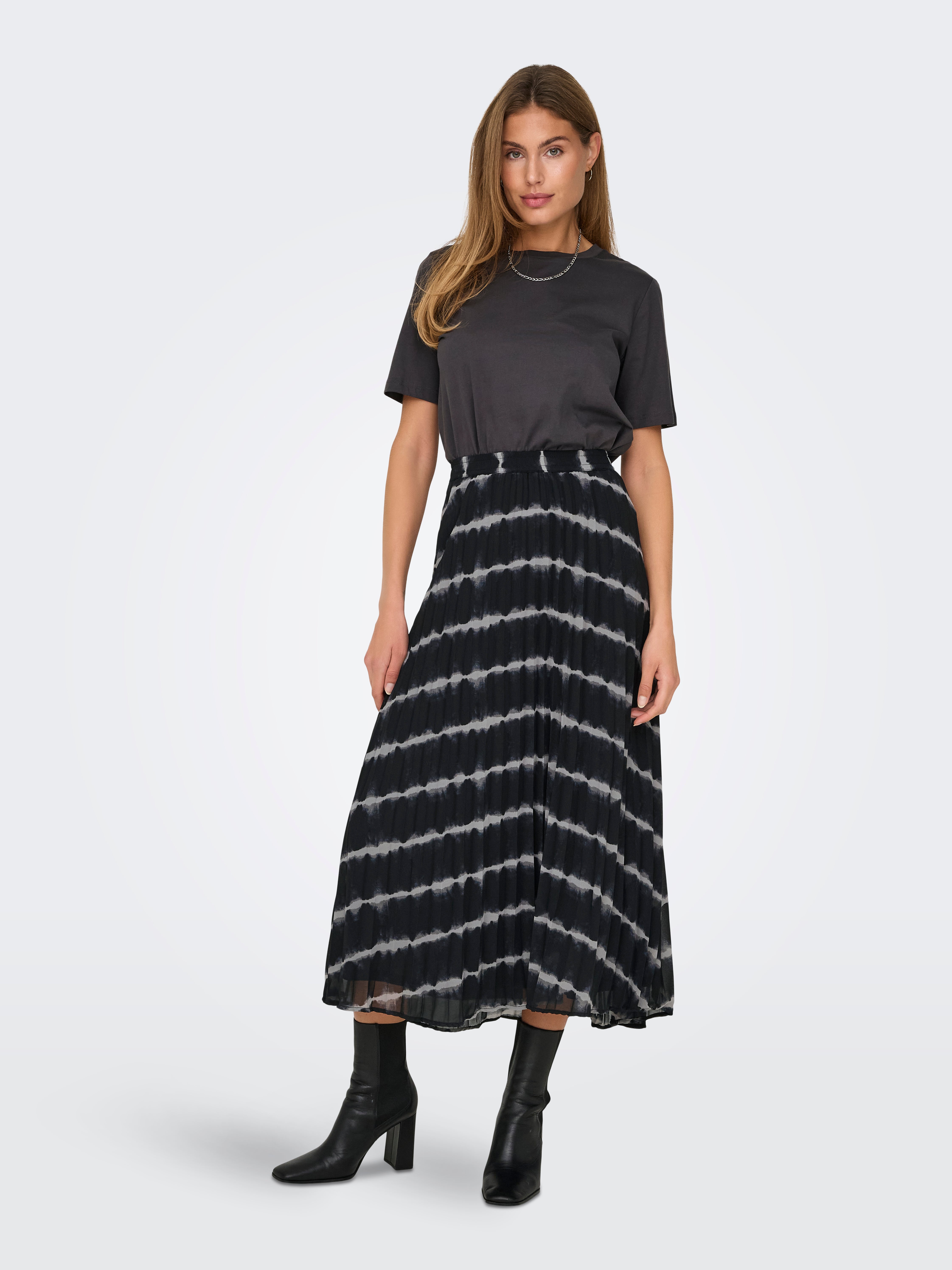ONLSTAR Plissierter Rock Black