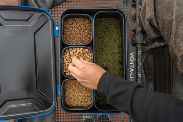 Boîtes à appâts Preston Supera X EVA System (Incl. 3 1 bacs à appapts)