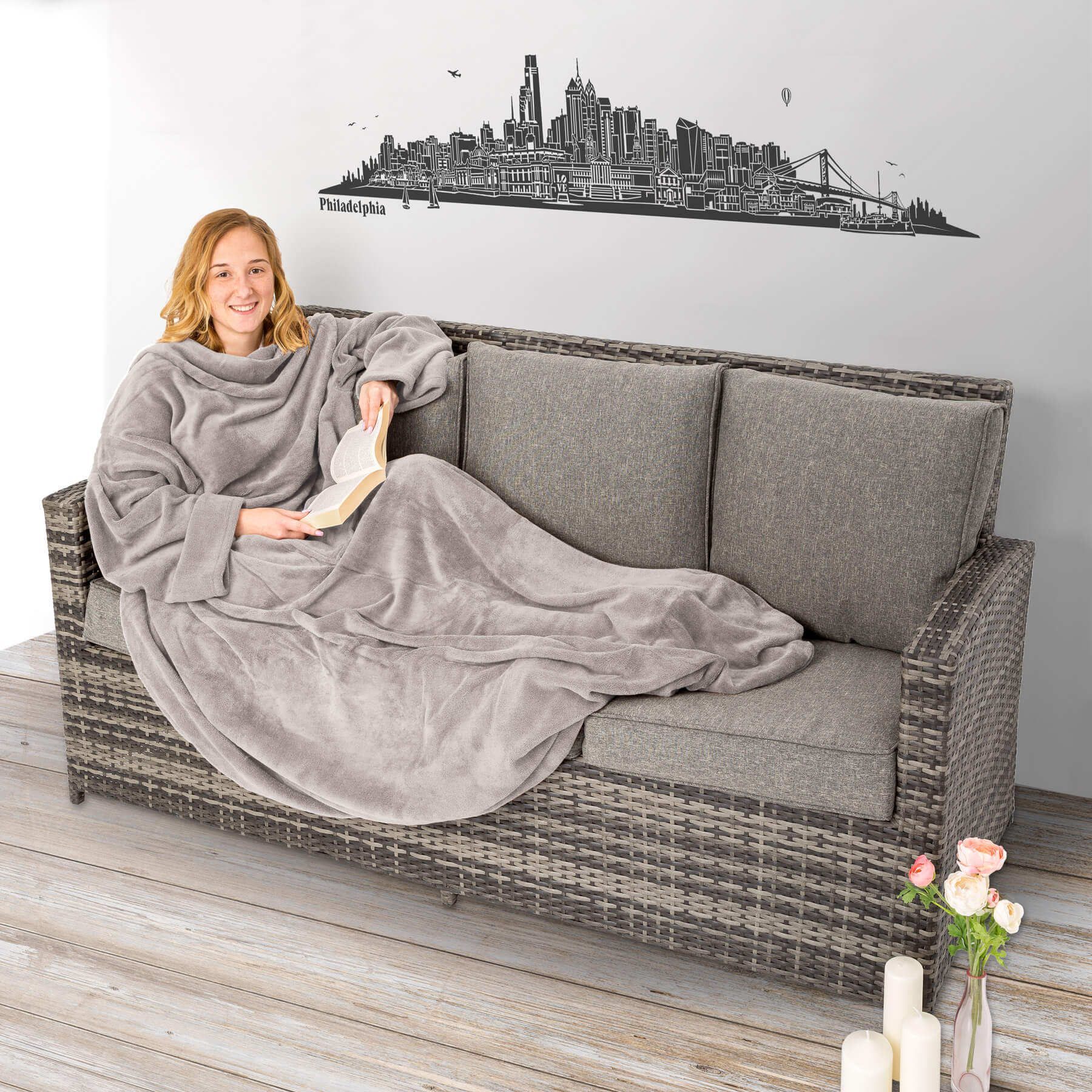 tectake® 2er Set Kuscheldecke mit Ärmeln, 150 x 180 cm, warm, inklusive Tasche auf der Vorderseite