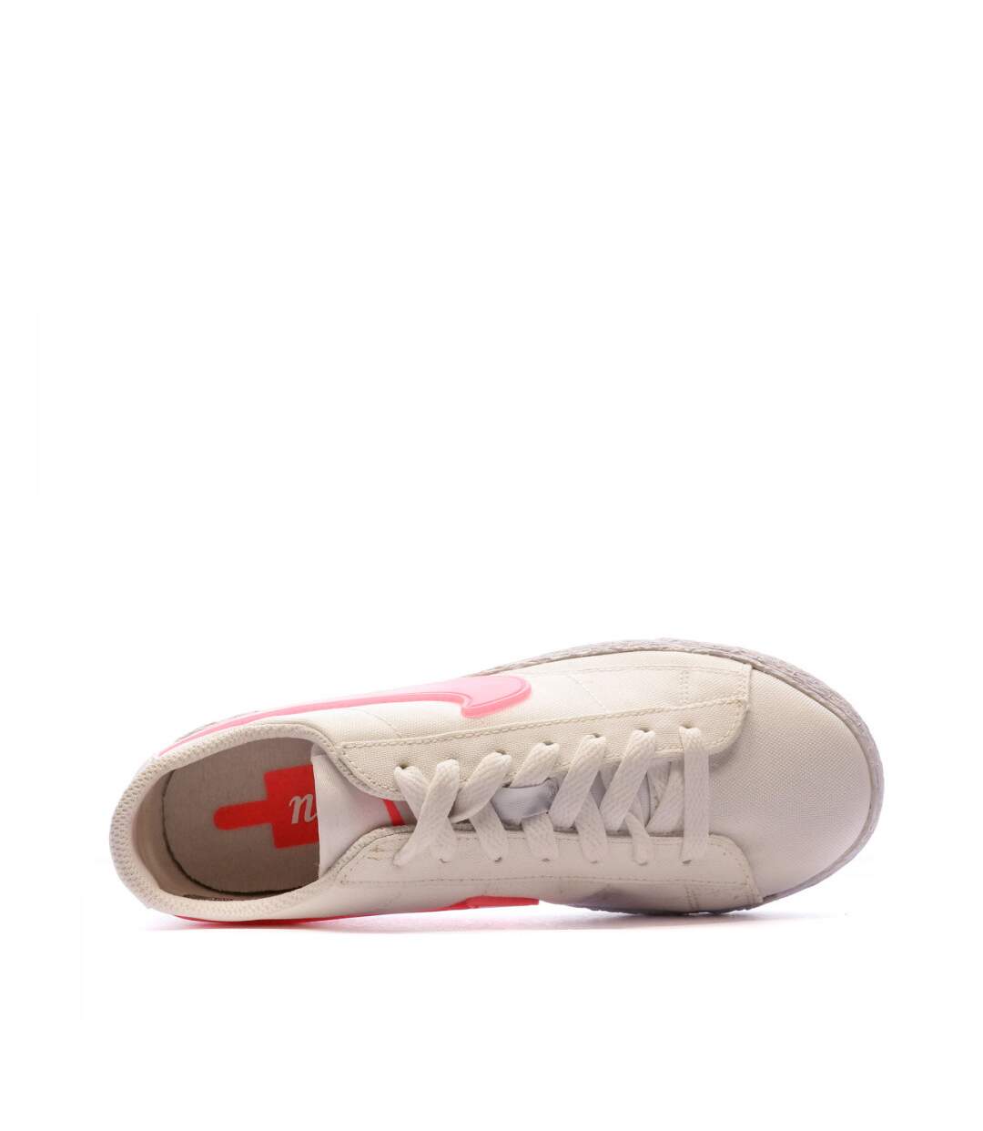 Baskets Blanche/Rose Femme Nike Blazer Low Pop