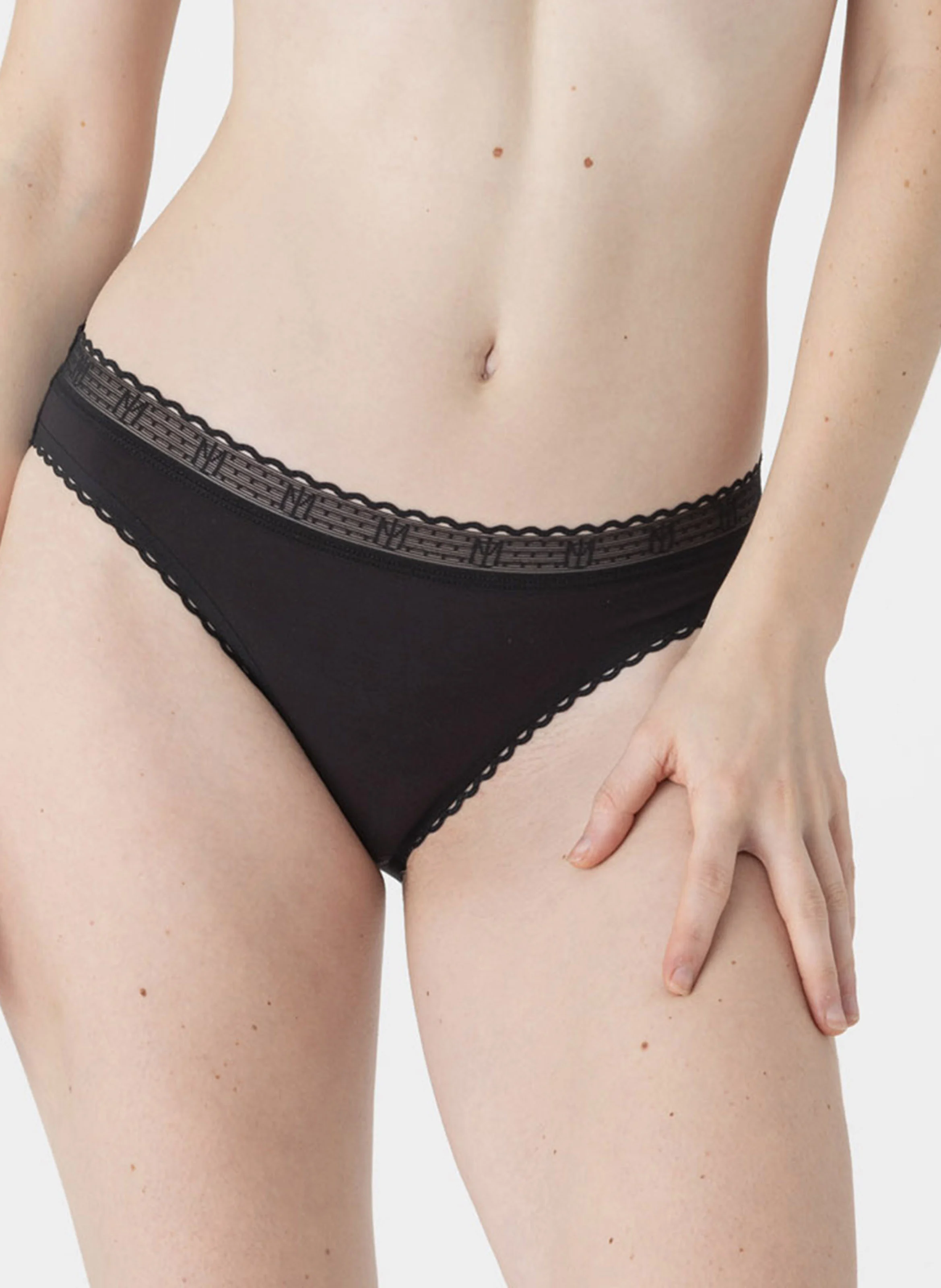 LA PETITE LEJABY - Culotte à bords festonnés| Noir