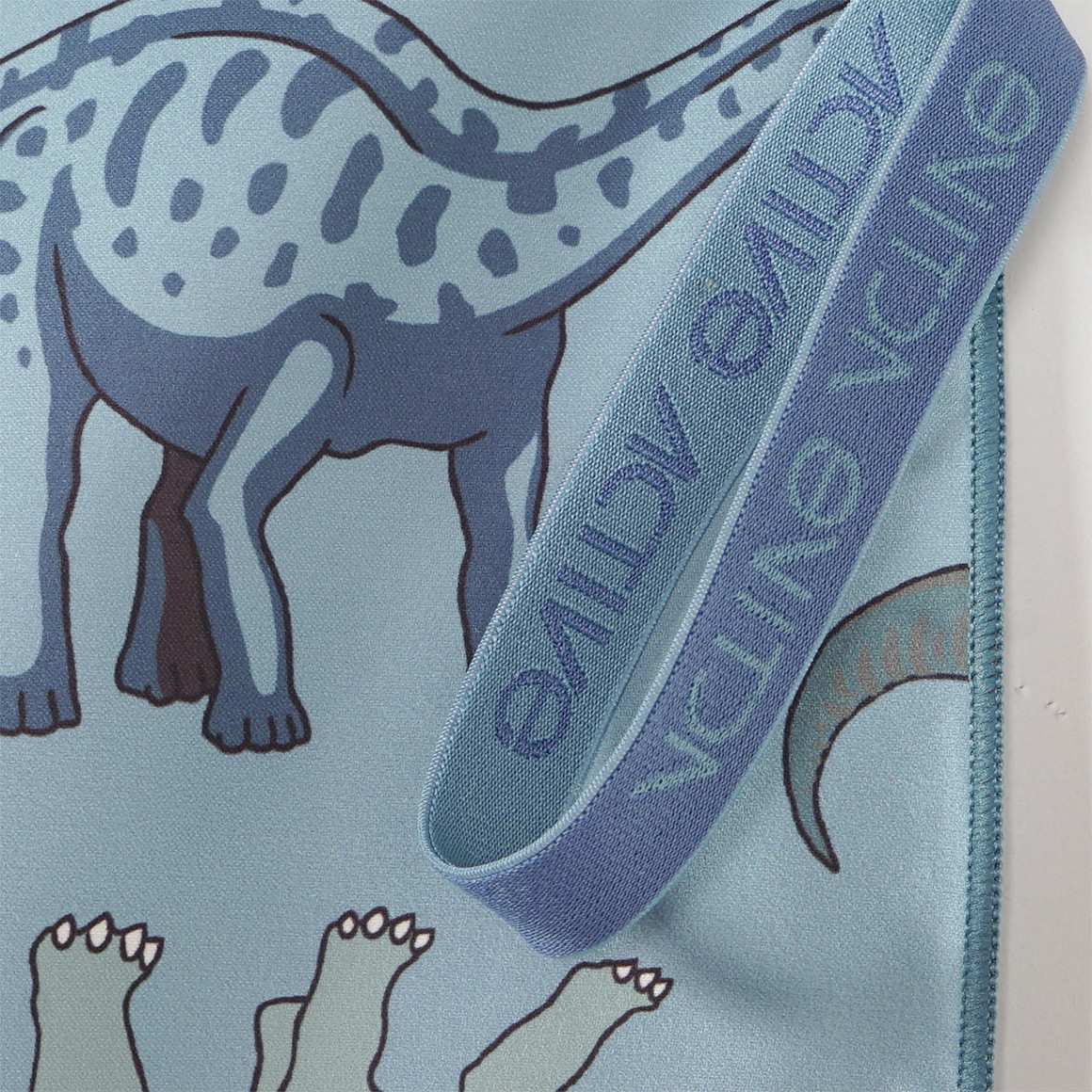 Topolino Mikrofaser-Handtuch mit Dino-Motiven blau