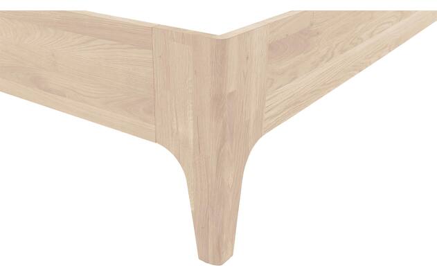 Bedframe Curve