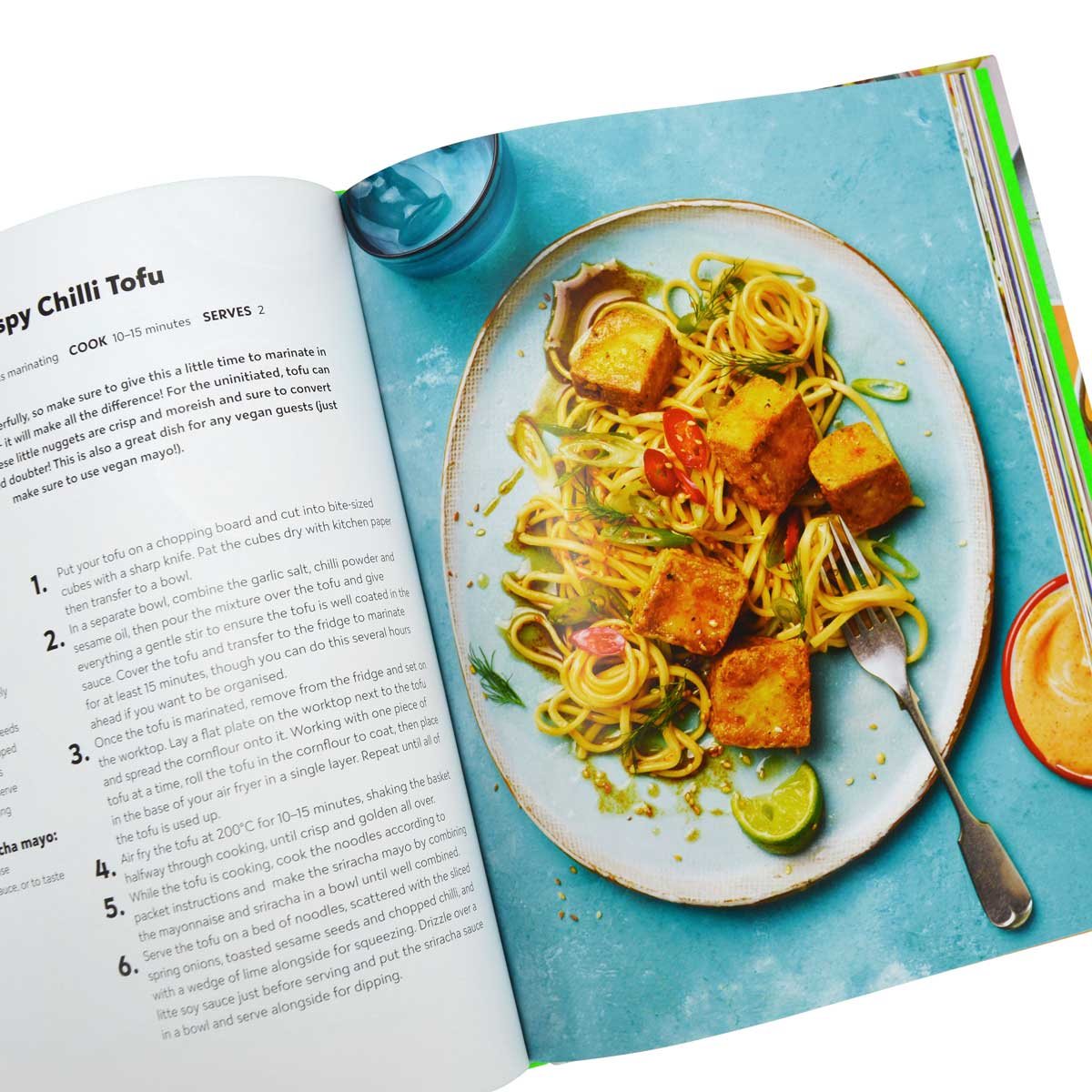 The Ultimate Air Fryer Cookbook (Hardback)