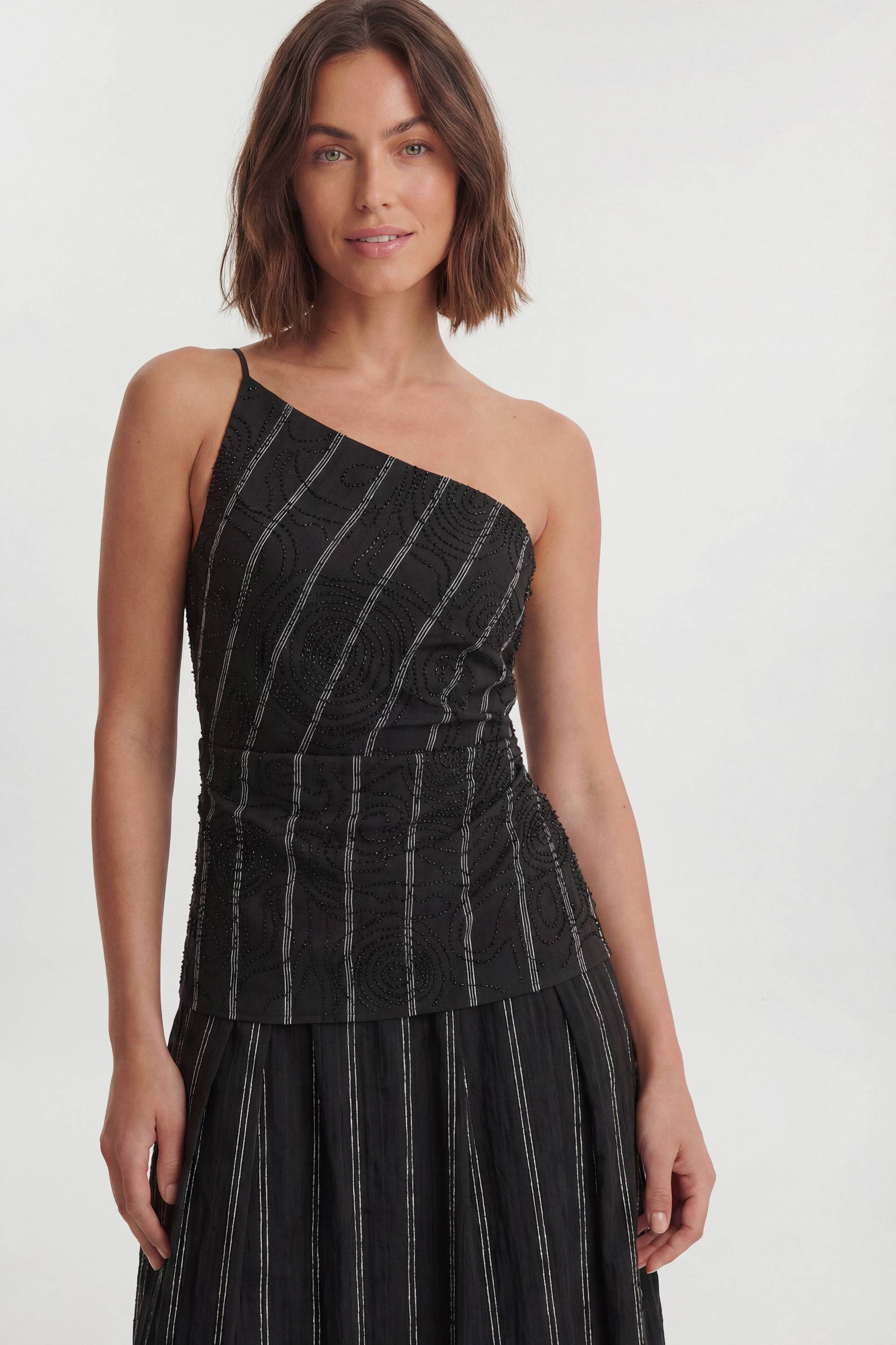 KarenMillen Haut Ajusté À Encolure Asymétrique Avec Rayures Fines Perlées