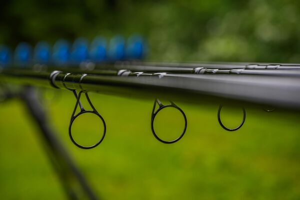 Canne Feeder Preston Inspire (avec 3 Scions Interchangeables)