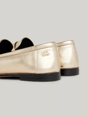Mocassins Essenciais em Couro Metalizado