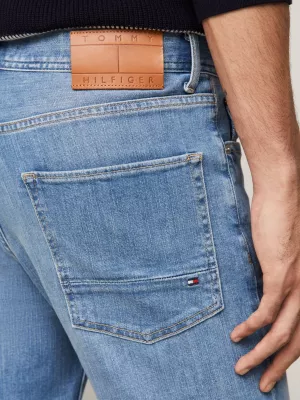 Calça jeans reta ajustada Denton