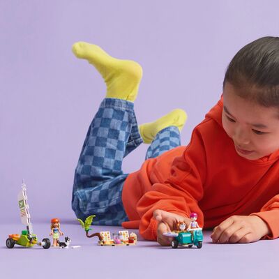 LEGO Friends 42641 Lekesett med surfende hunder og scooter