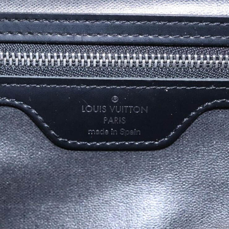 Louis Vuitton Vintage Louis Vuitton Pouch Green