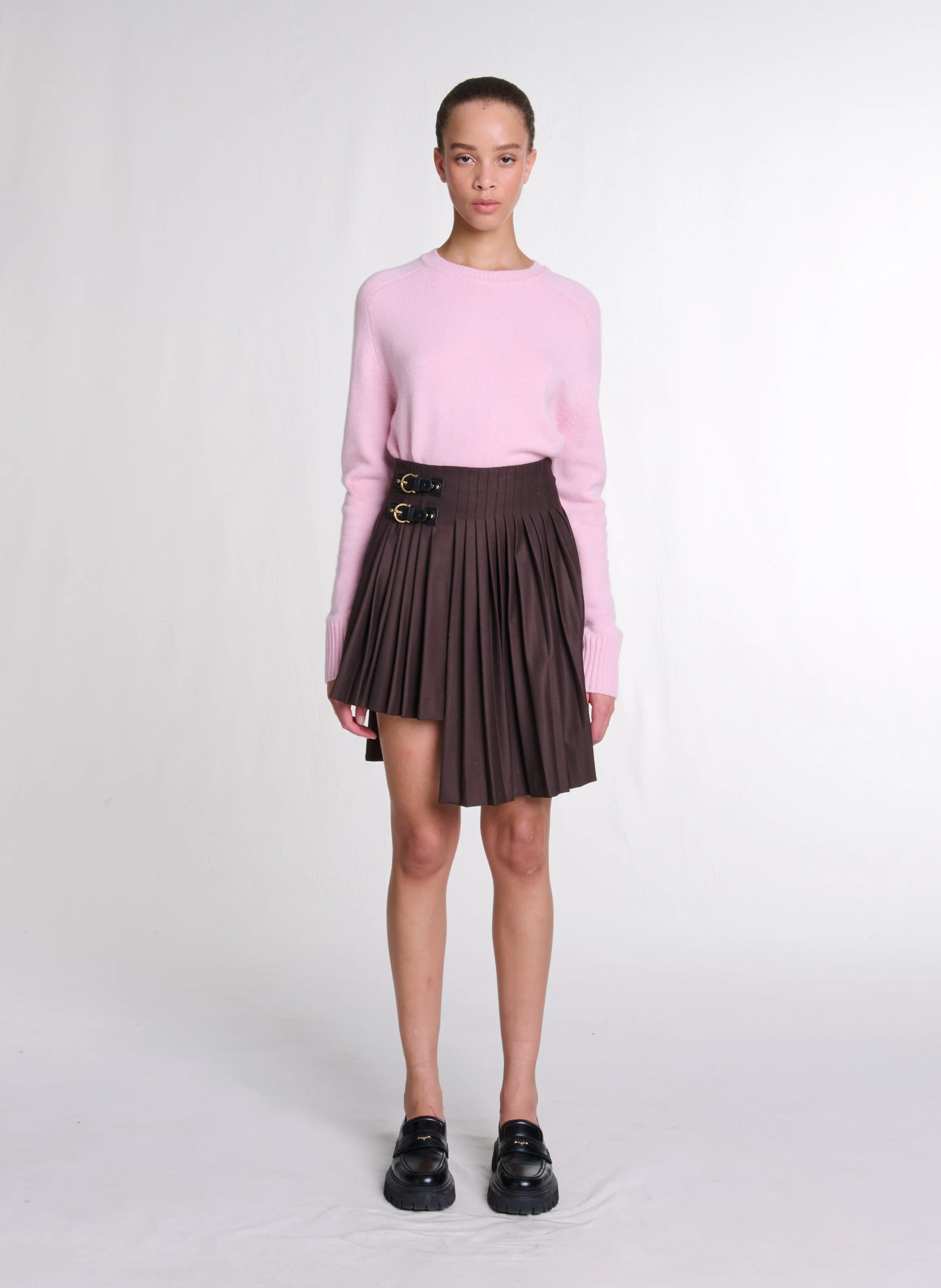 Jupe courte plissée asymétrique | Marron