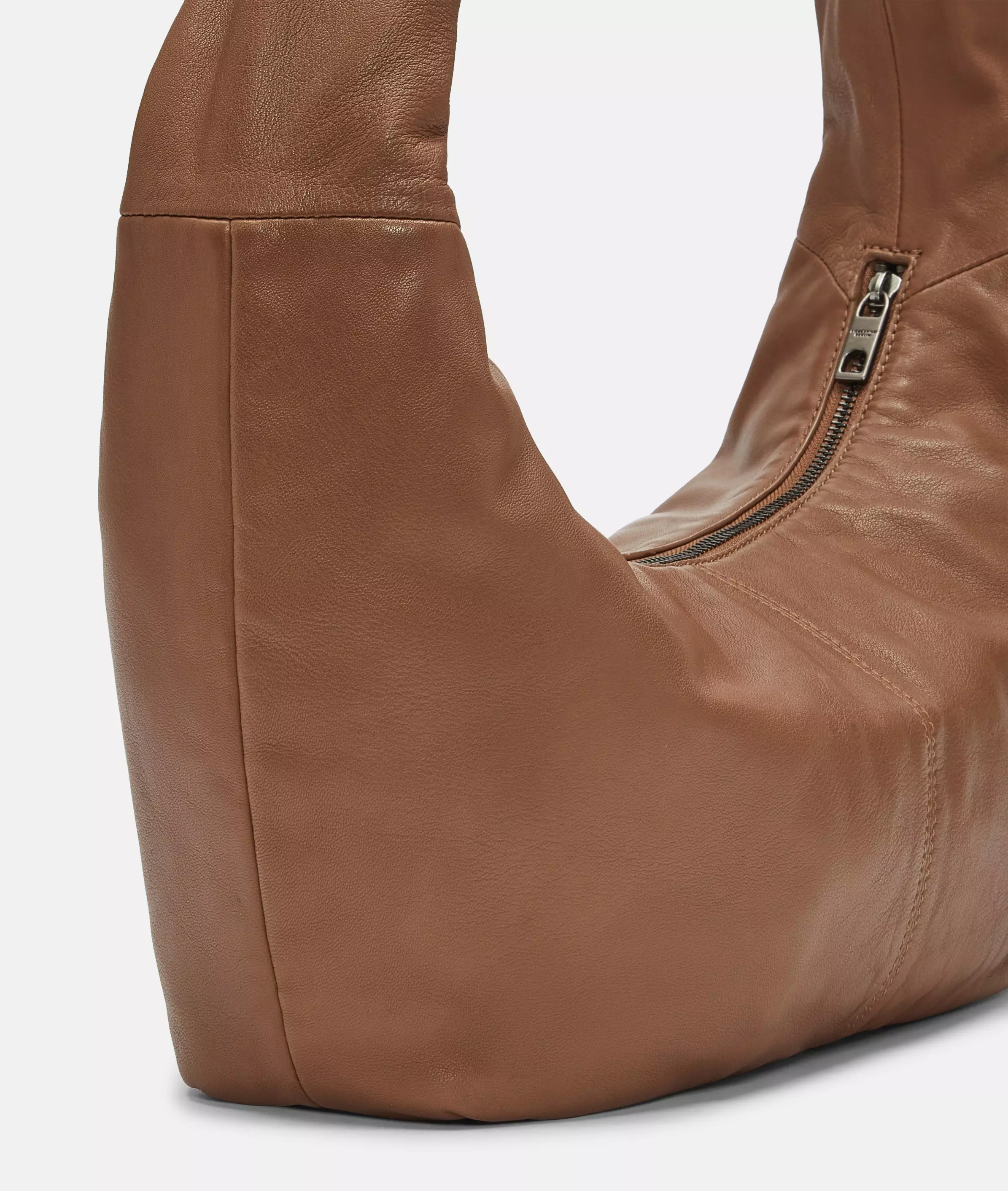 Bo Hobo M Spacious bag made from sheepskin
