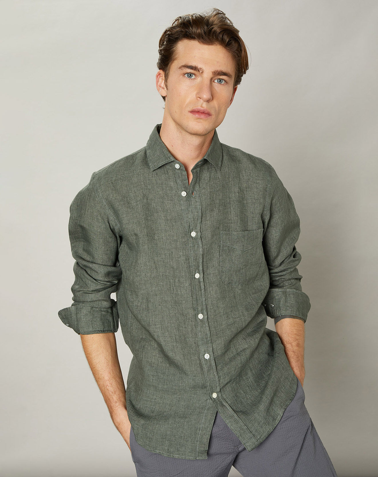 Hartford Chemise slim 100% Lin Storm army