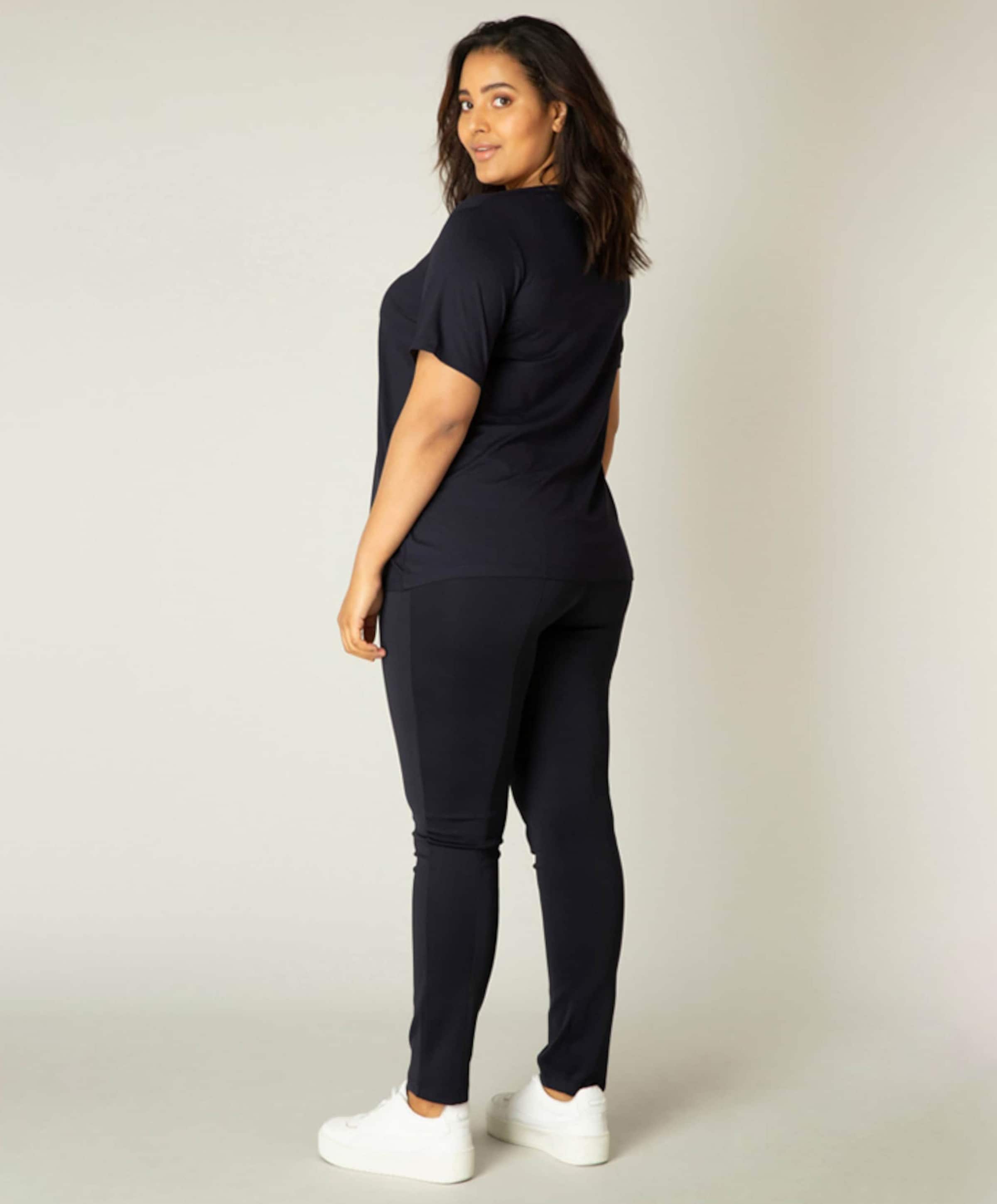 Base Level Curvy Dames T-shirt blauw