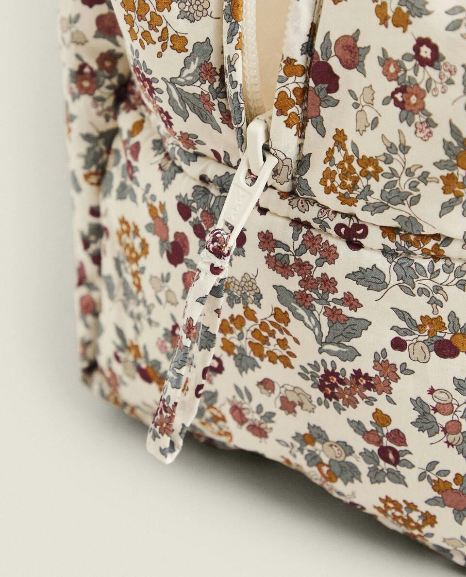 Nécessaire infantil de tecido com estampa floral
