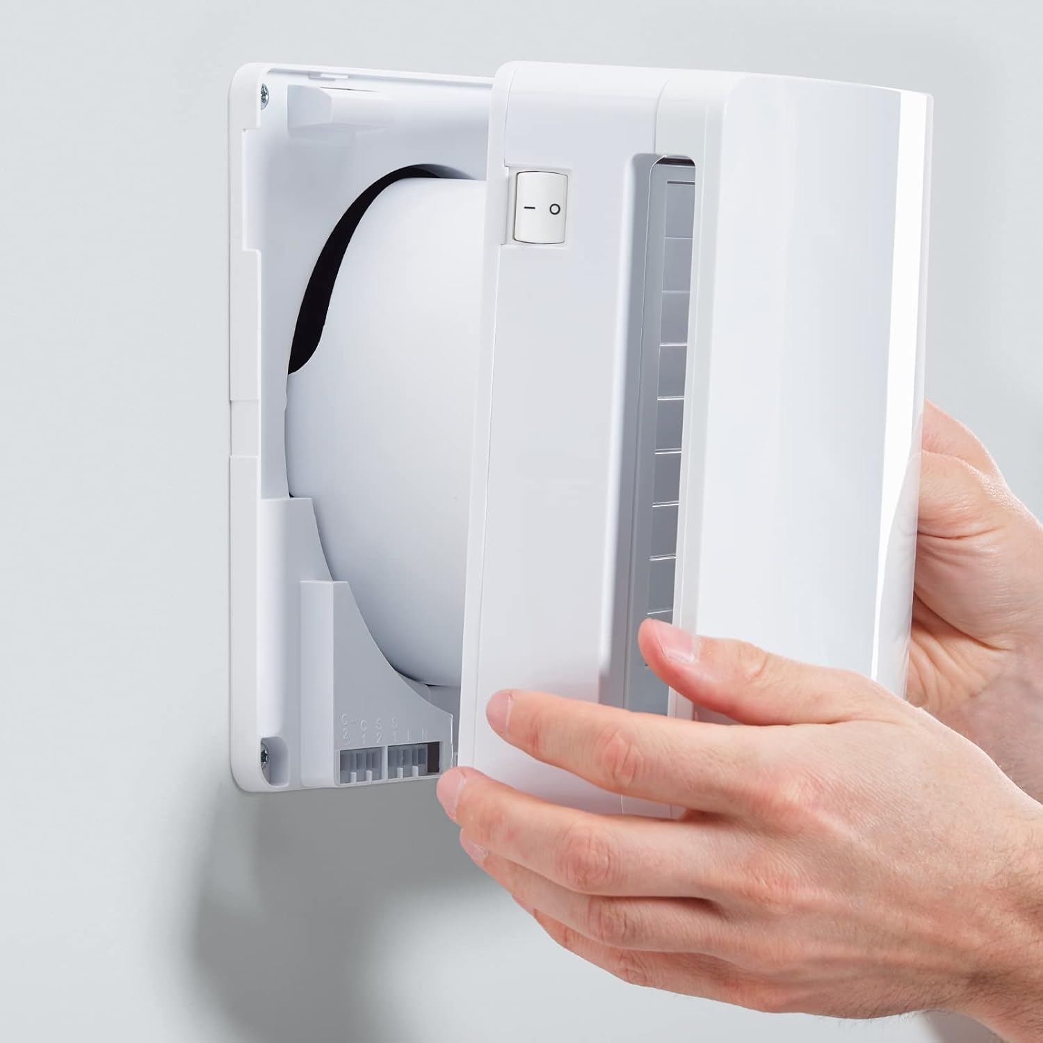 Vaillant recoVAIR VAR 60/2 DW Lüftungsanlage, dezentrales Lüftungsgerät für beste Luftqualität in Einzelräumen, kabellose Kommunikation, 0010047341
