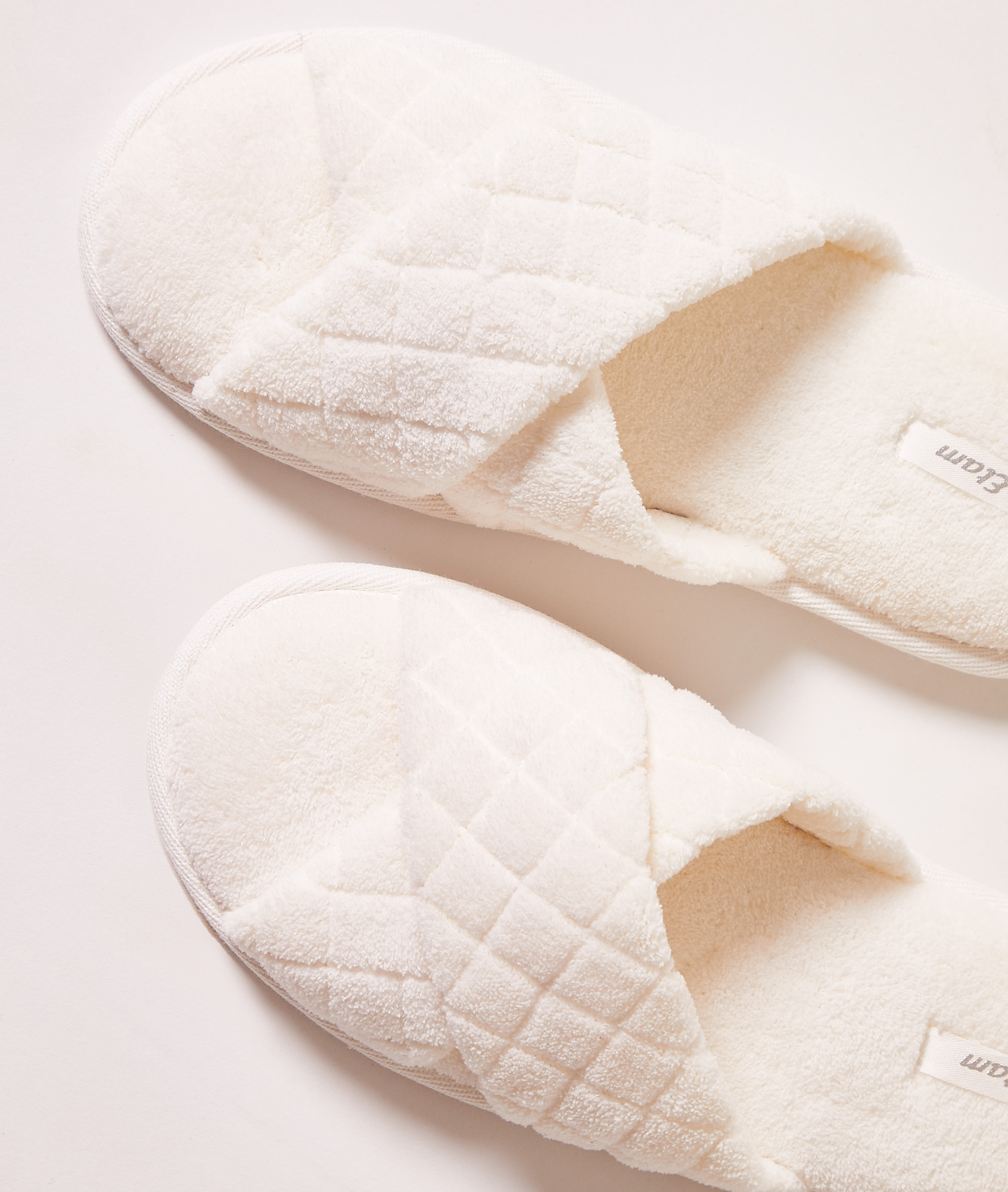 Chaussons mules ouvertes