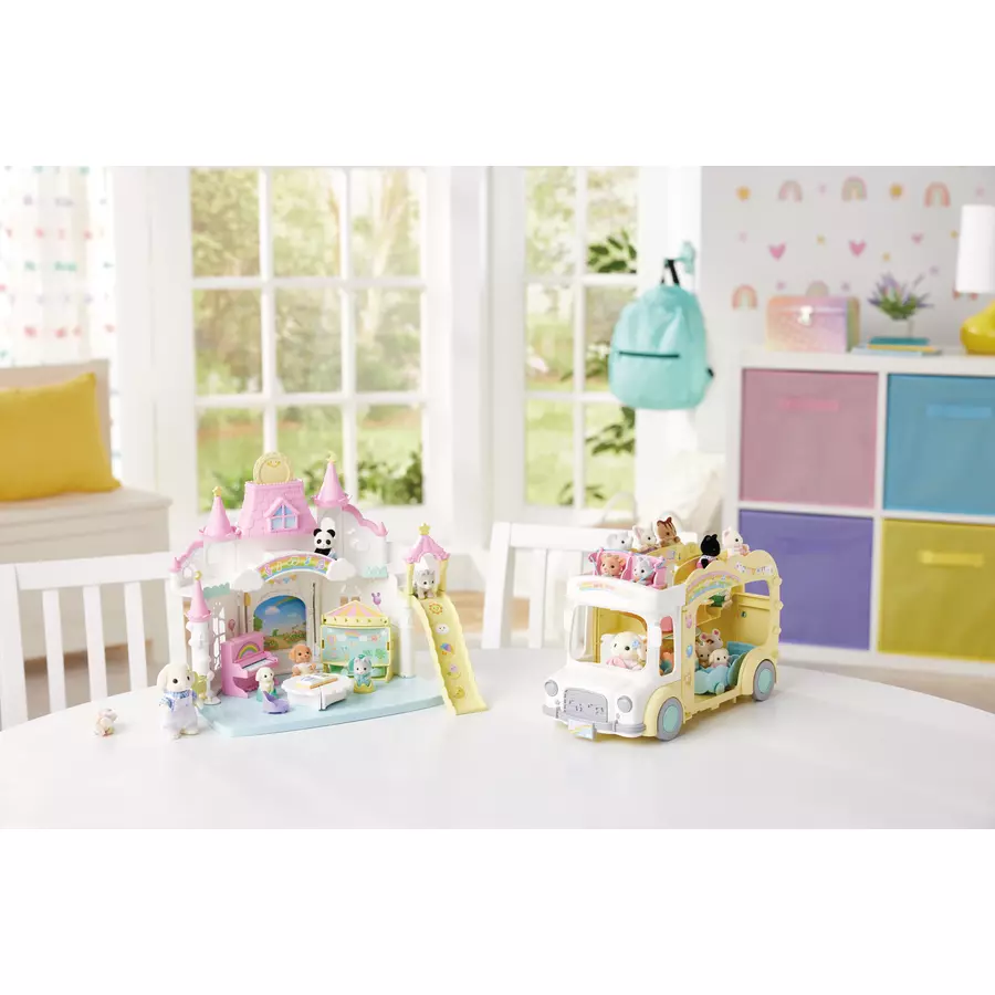 Sylvanian Families® Erlebniskindergarten “Sonnenschloss”