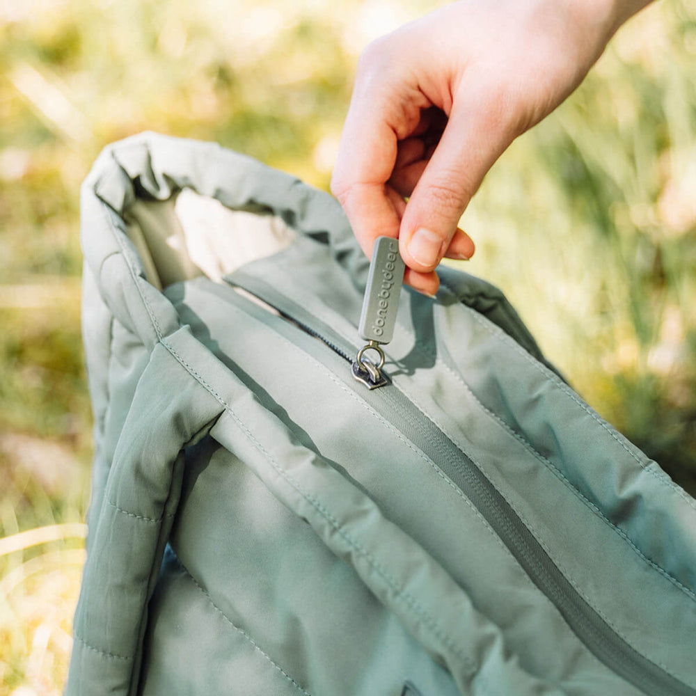 Køb DonebyDeer Green Quiltet Pusle Tote Bag
