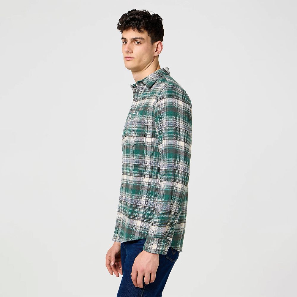 Wrangler mens Regular Brushed 1 Pocket Shirt Green Birch