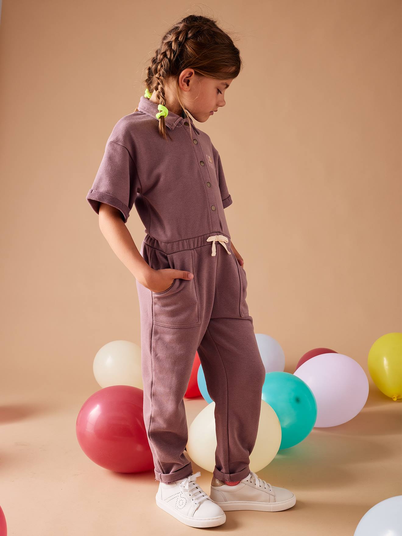Macacão curto de pelúcia cor malva para meninas