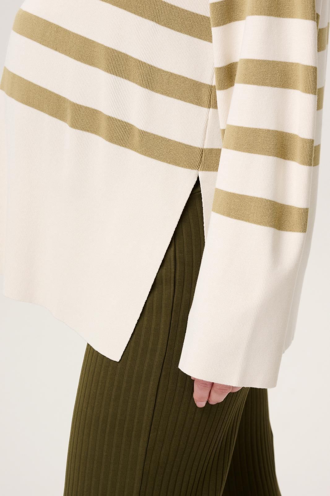 Noppies Maternity Trui met voedingsfunctie Skive - Khaki