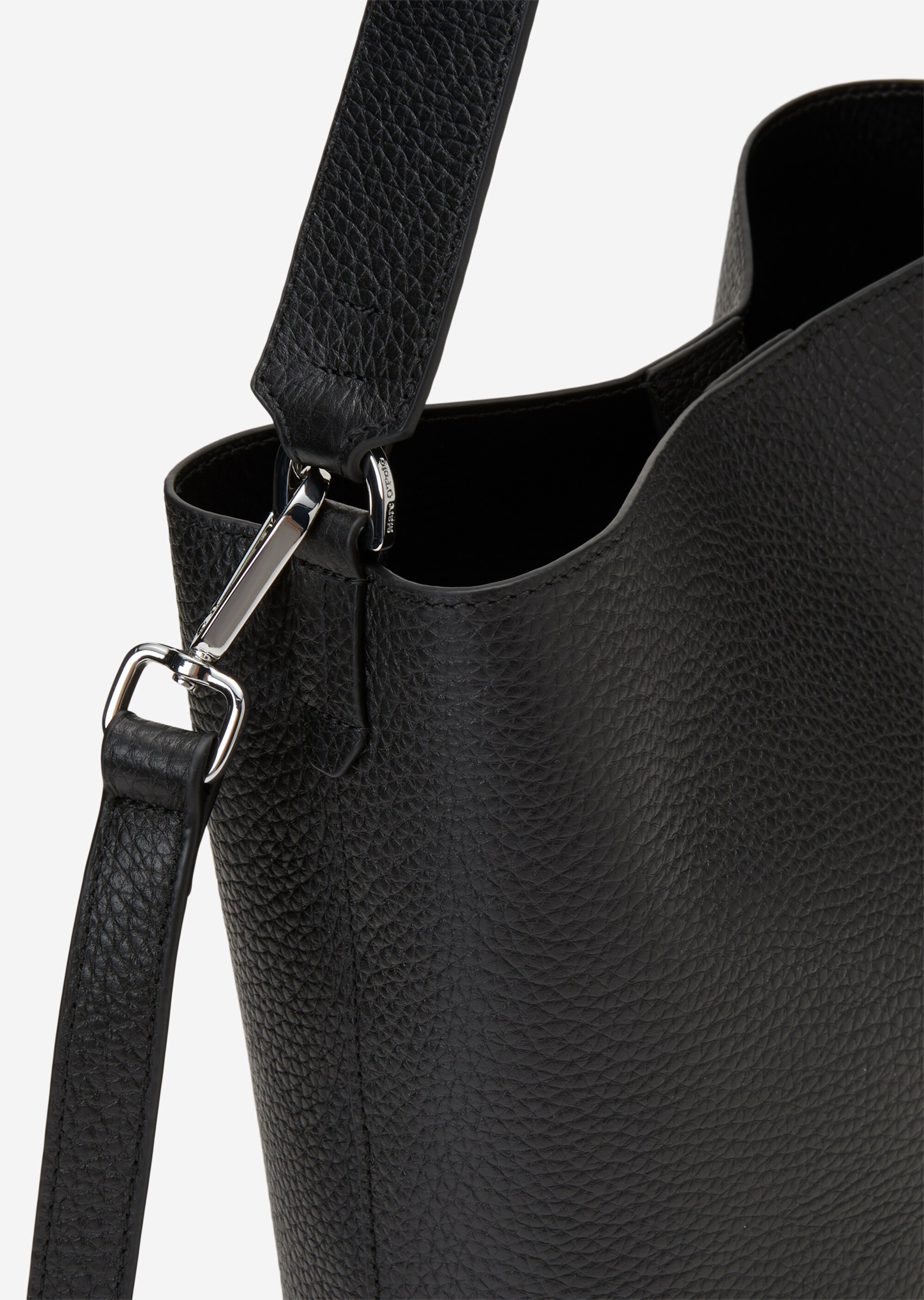 Hobo Bag medium aus genarbtem Rindleder
