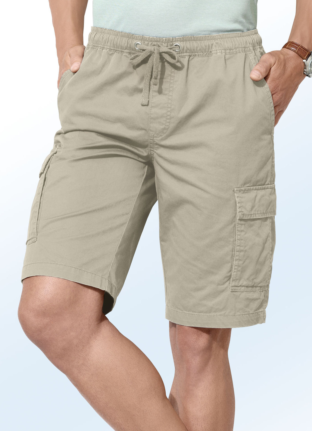 Bermudas mit Cargotaschen in 3 Farben