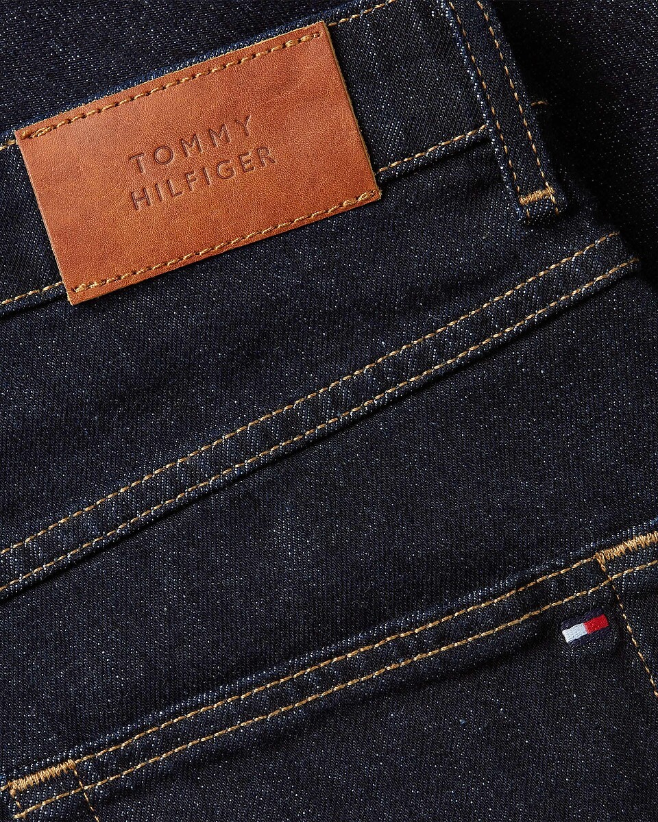 TOMMY HILFIGER<br>Calça jeans, modelo reto, jeans stretch