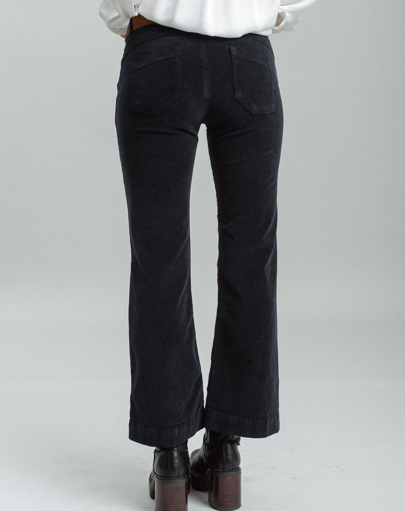 Lauren Vidal Pantalon en Velours Elsa noir