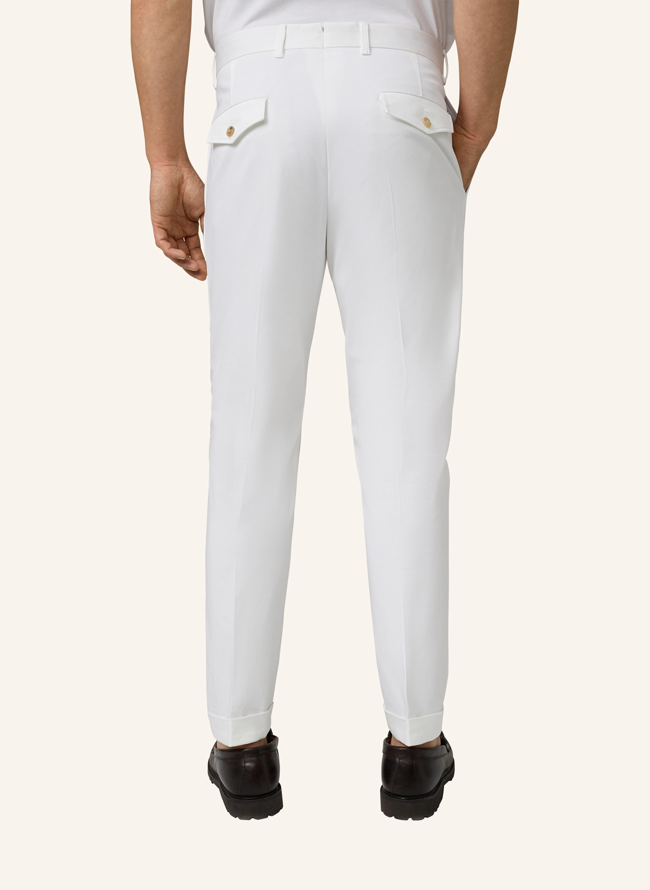 windsor. Hose Shaped Fit