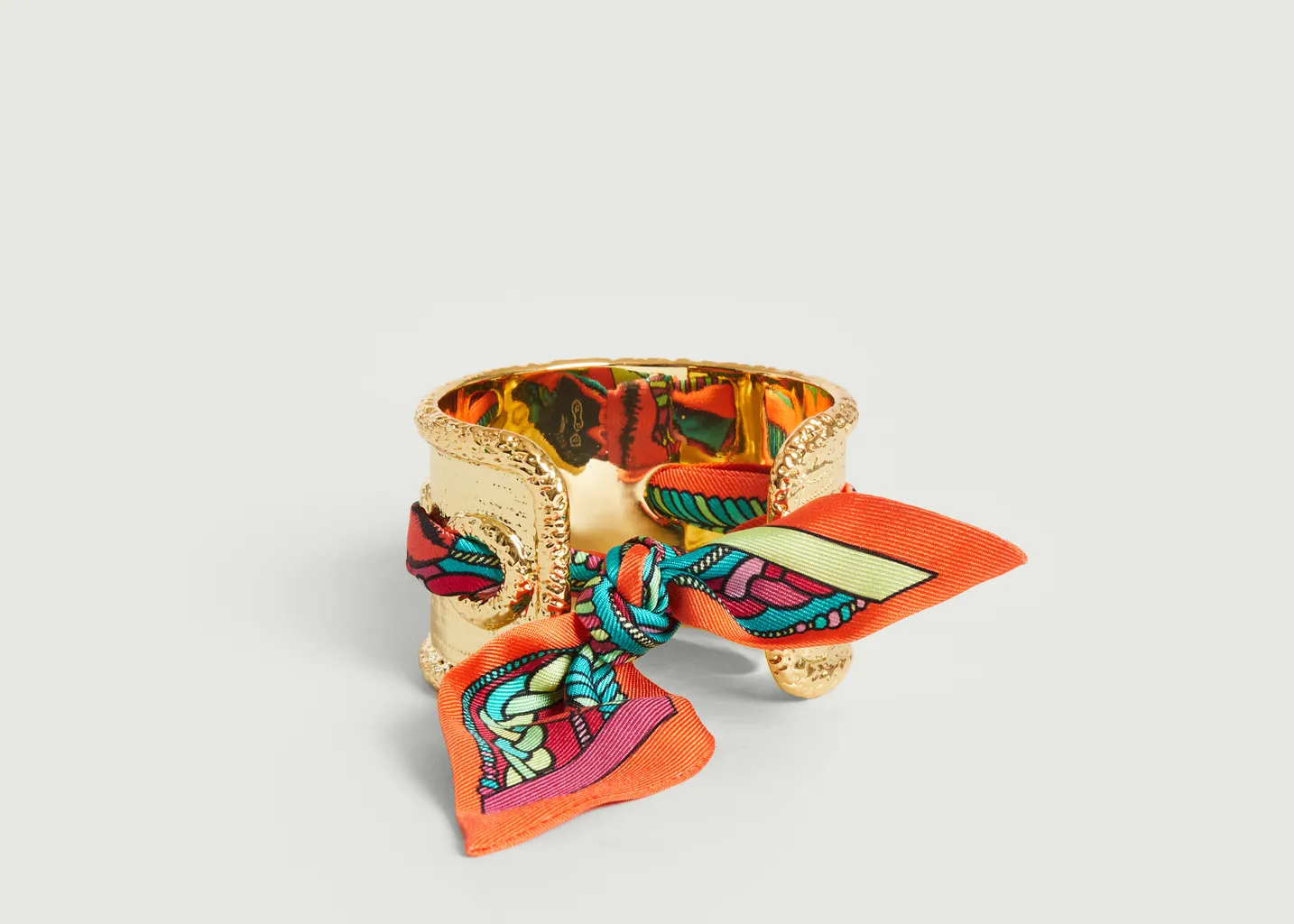 Bracelet manchette plaqué or et soie Queen Grigri An-nee