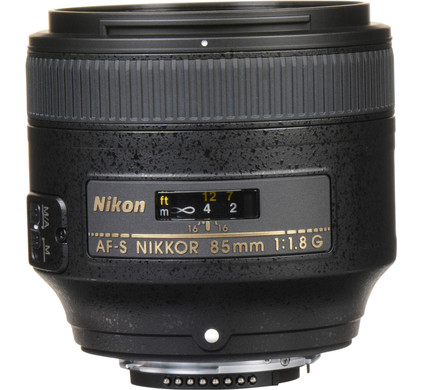 Nikon AF-S 85mm f/1.8G NIKKOR