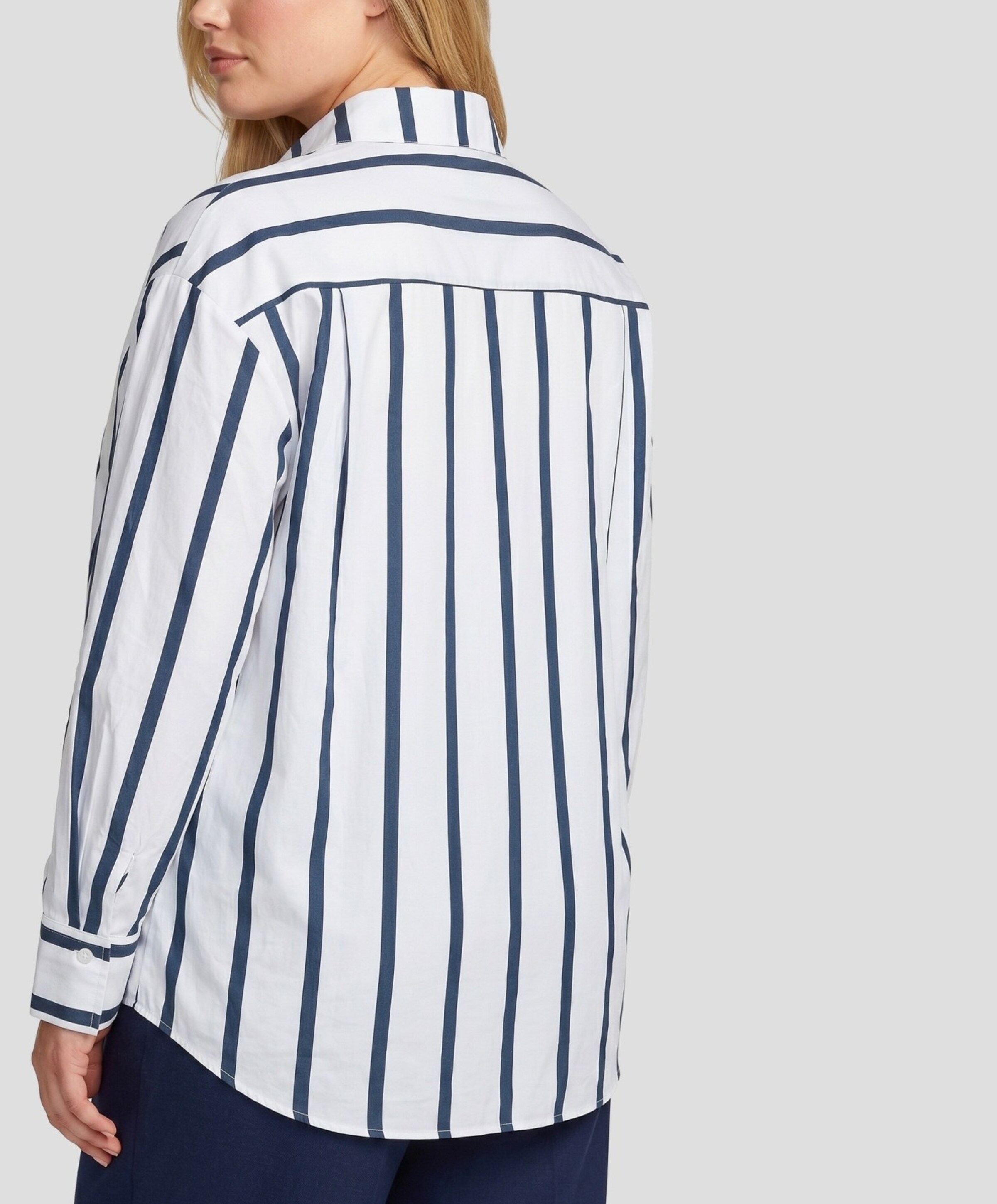 Exxcellent Dames blouse ecru
