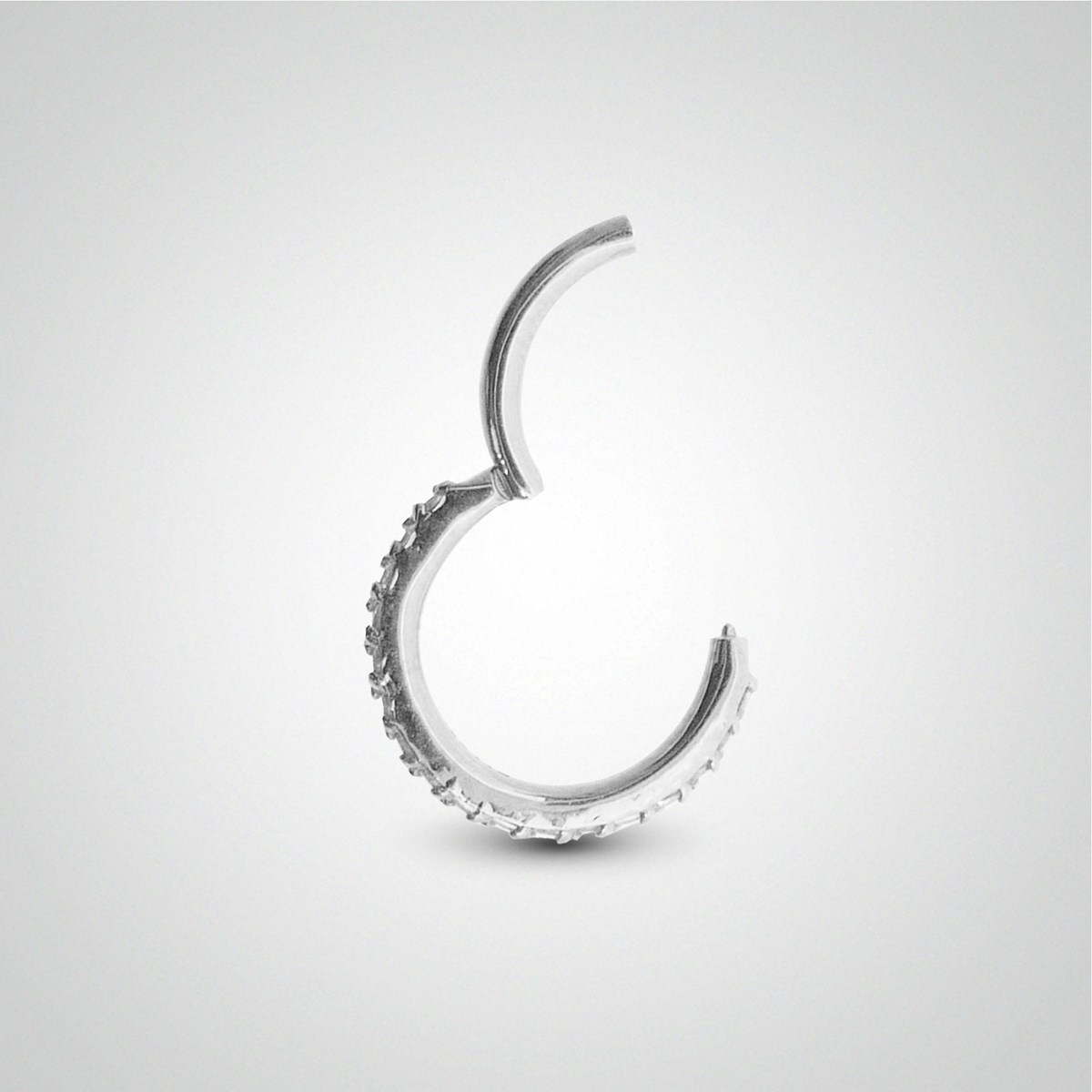 Anneau conch : clicker en or blanc avec cristaux de Swarovski