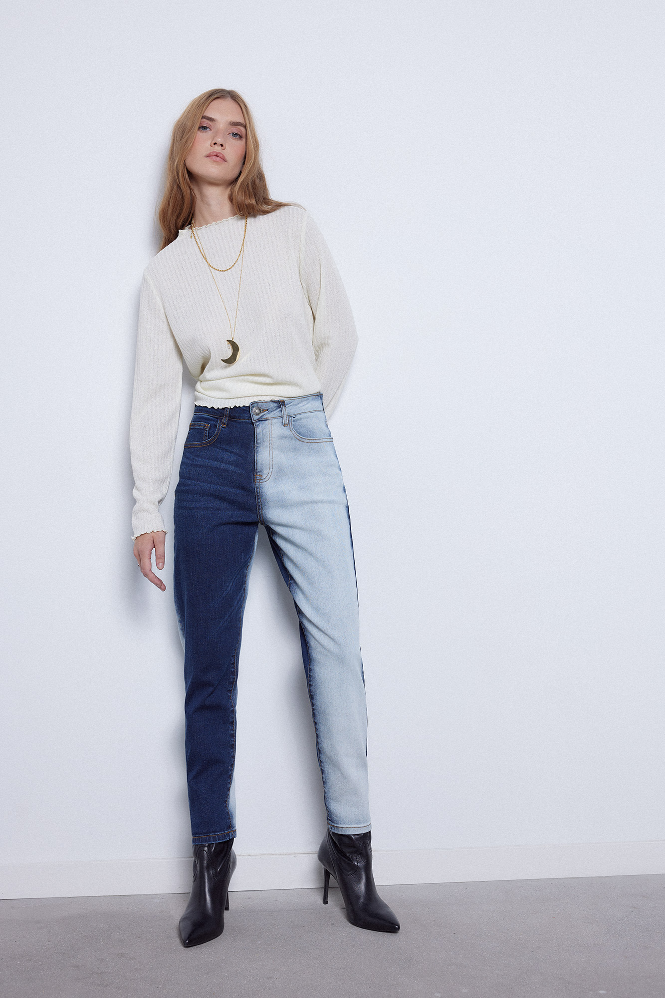 Calça mom fit bicolor