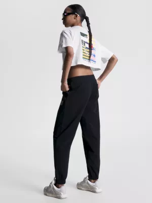 Camiseta cropped oversized com logo nas costas