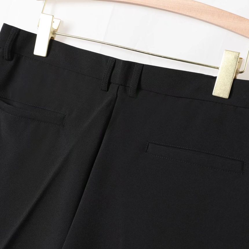 Urtishia - Effen shorts met rechte pijpen