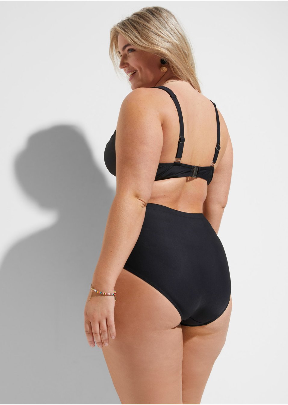 Bas de maillot avec léger effet sculptant