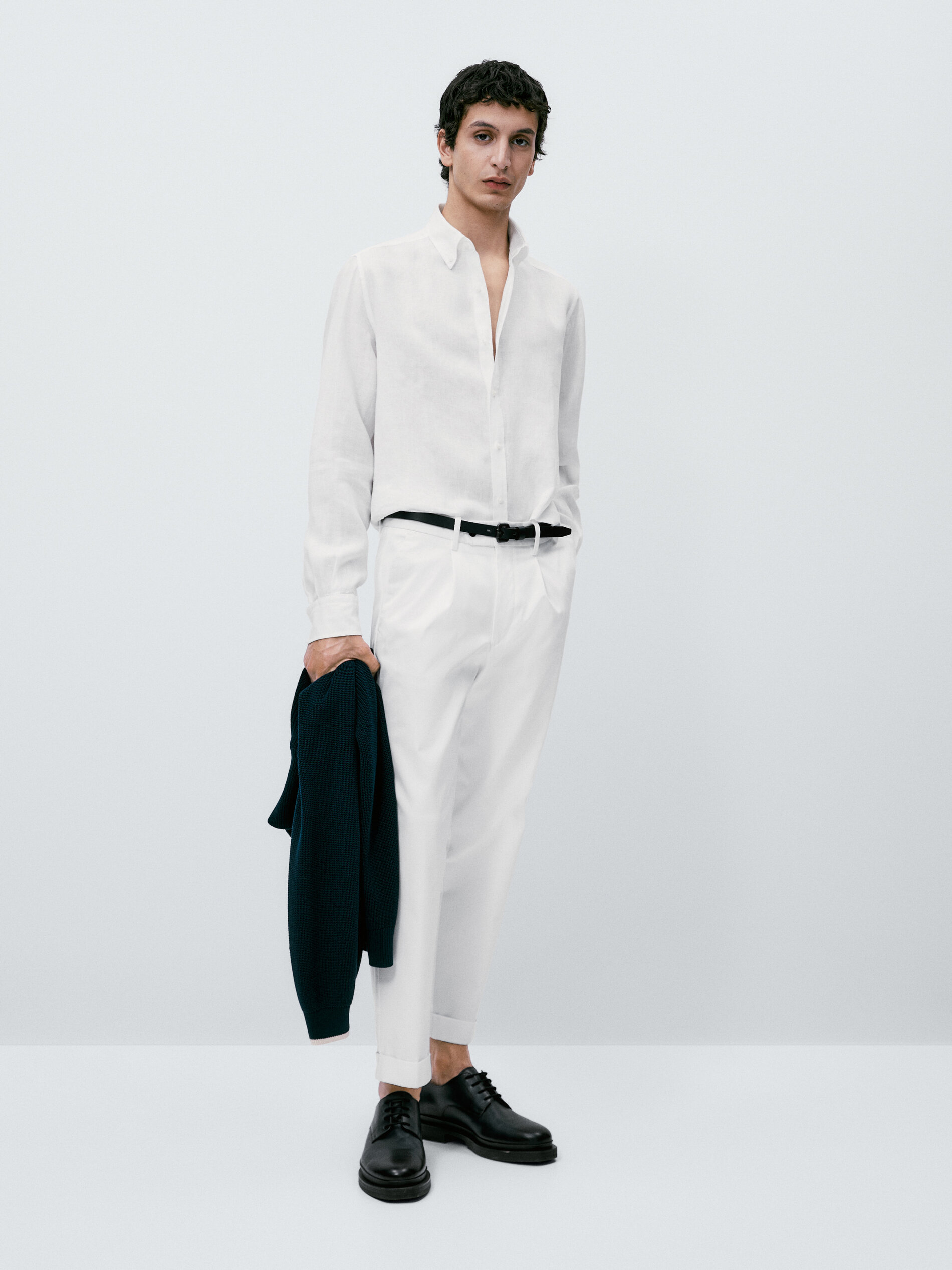 Camisa de corte regular, 100% linho - BRANCA