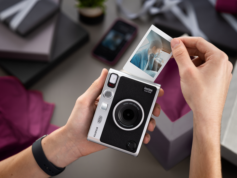 Fuji - instax mini Evo hybrid kamera