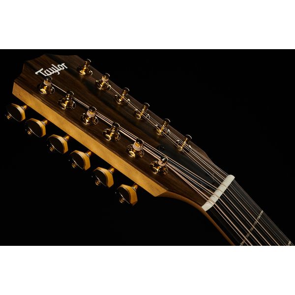 Taylor 264ce-K DLX