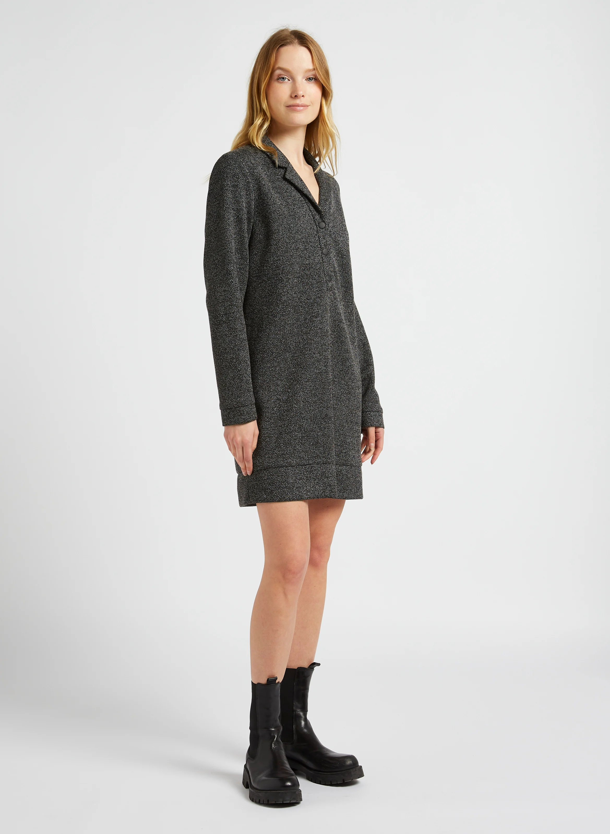 Robe courte ample col à revers | Noir