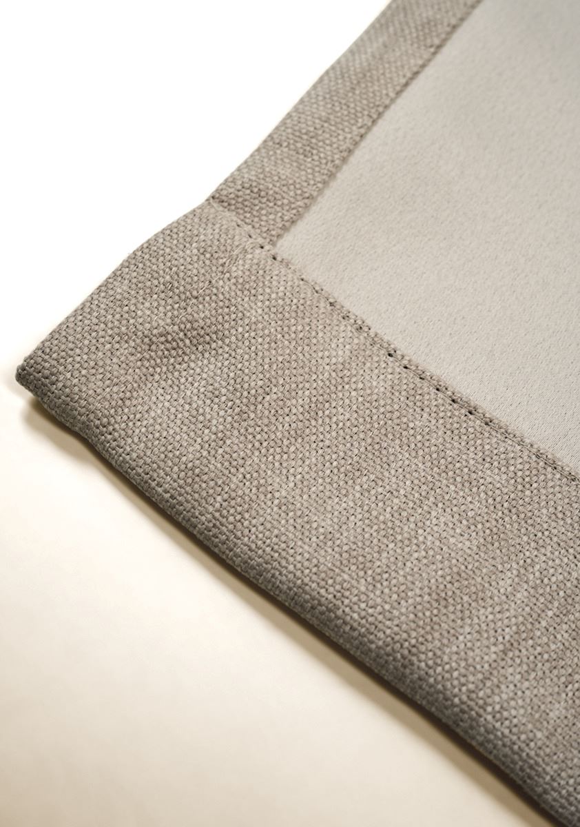 Lysdempende gardin beige - 140x160 cm