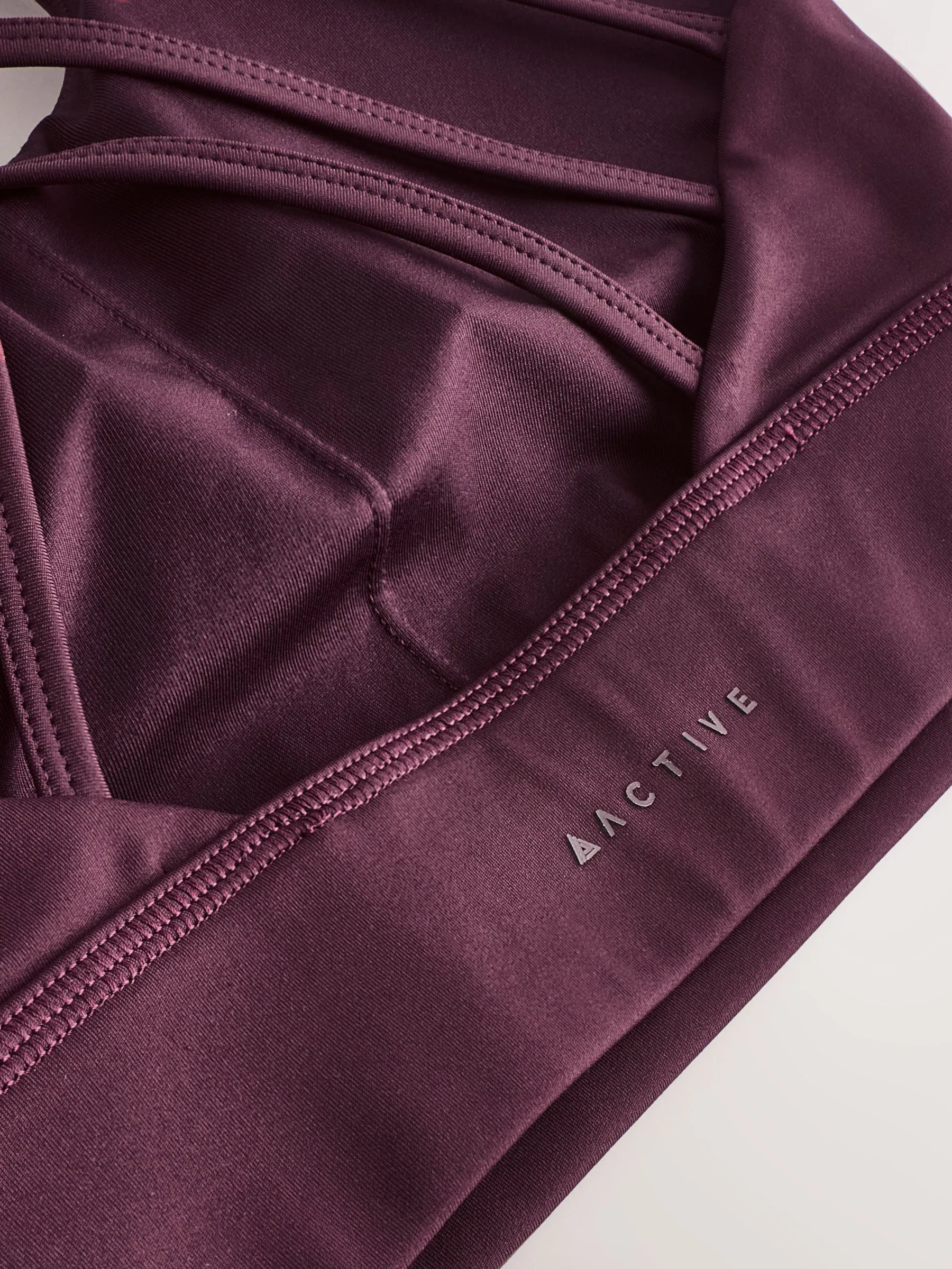 Bordeauxrood - Active Cross Back Sports Bra