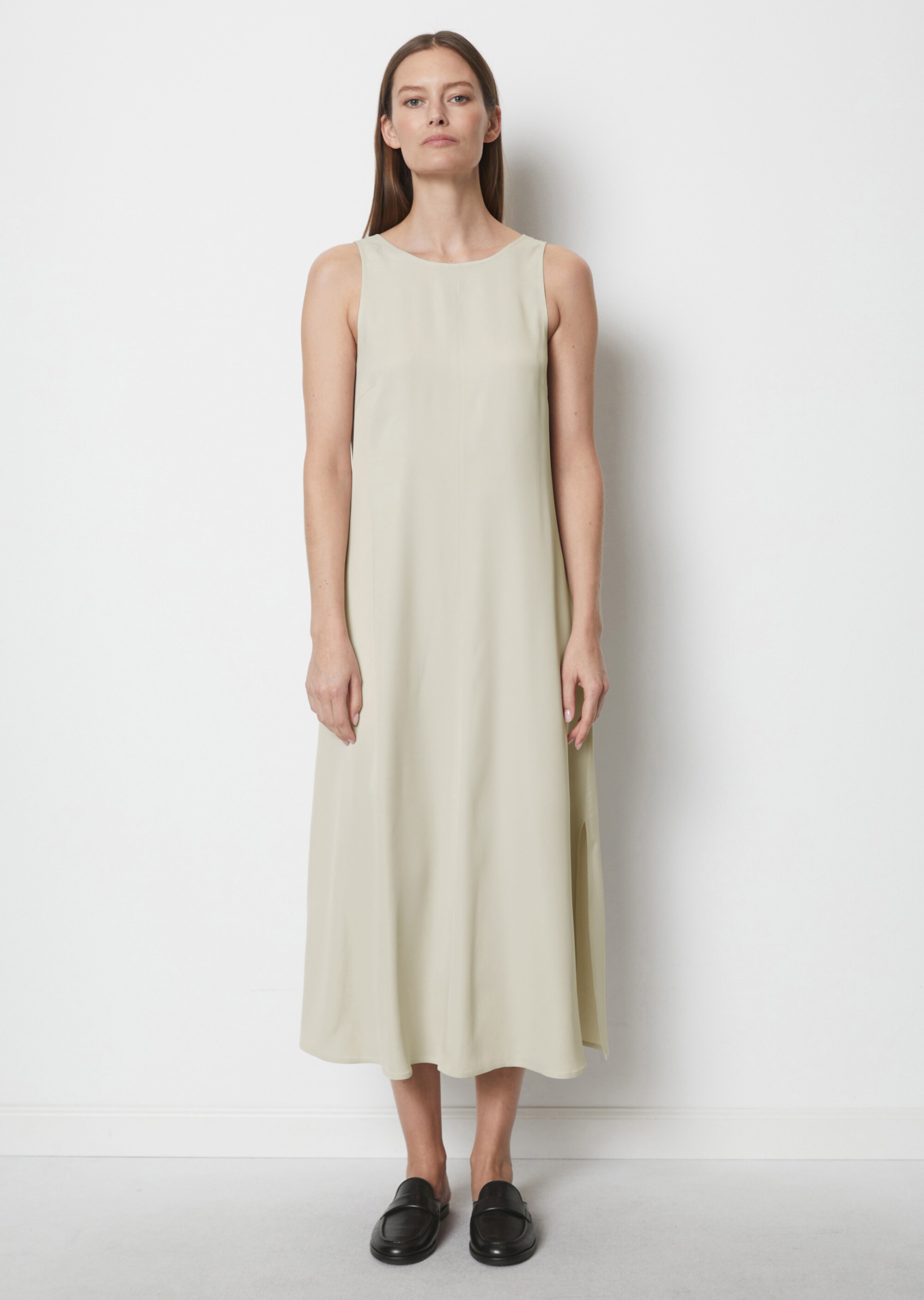 Ärmelloses Kleid relaxedaus Viskose-Satin