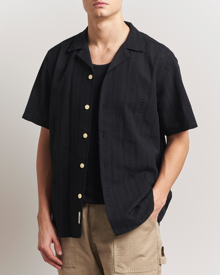 Forét Peer Short Sleeve Shirt Black