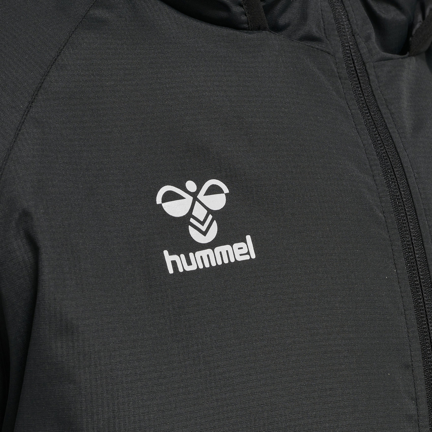 Hummel Core XK Bench Jacket