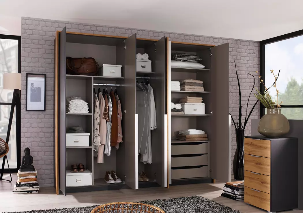 Kleiderschrank Bellezza 226 x 210 cm