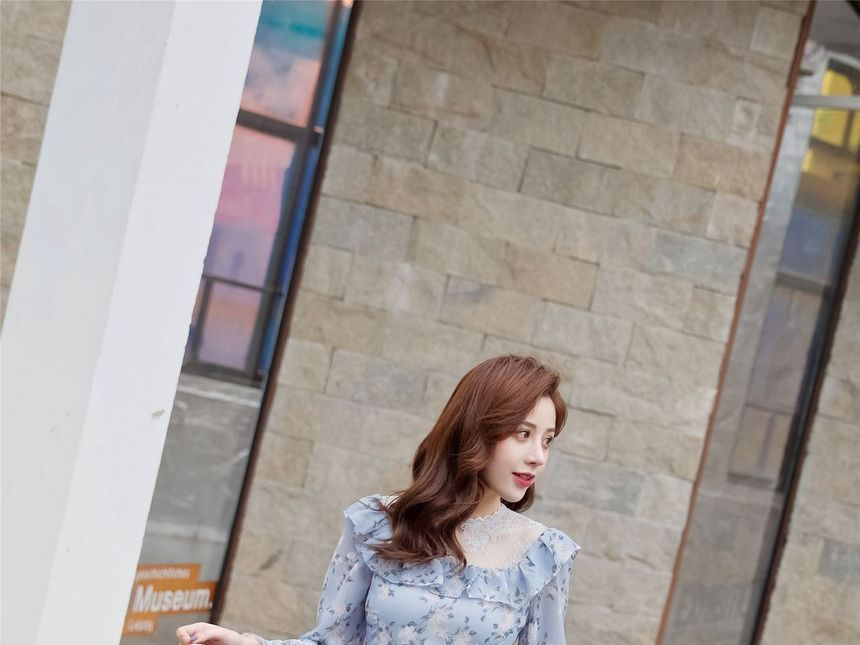 Doowex - Midi-jurk met lange mouwen en bloemenprint van chiffon